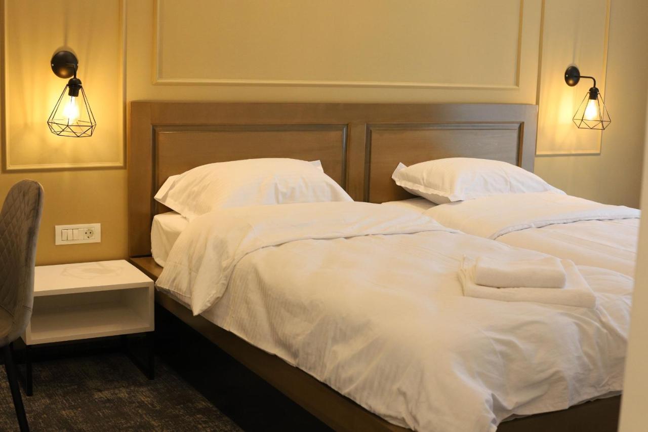 Hotel Padesul Făget Eksteriør billede