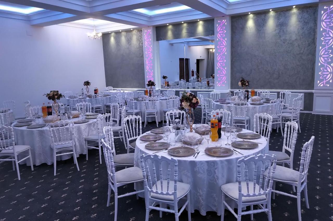 Hotel Padesul Făget Eksteriør billede
