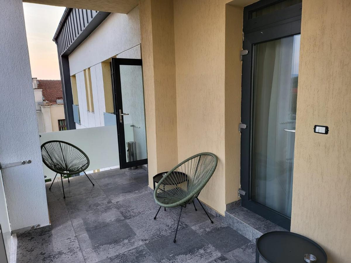 Hotel Padesul Făget Eksteriør billede